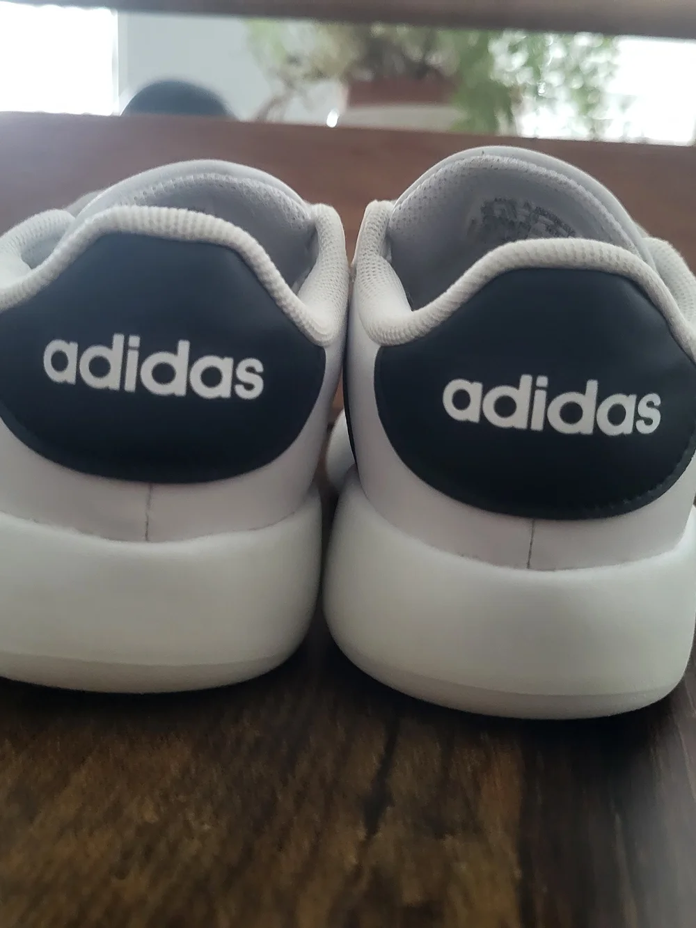 adidas classic white